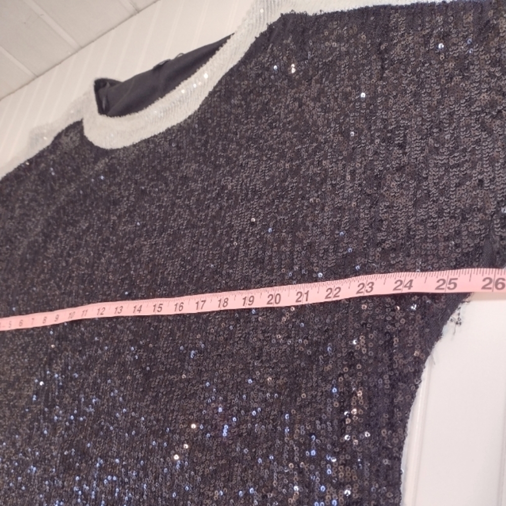 Cable & gauge women's black & white sequin Cold shoulder top size (1X) - Picture 10 of 14